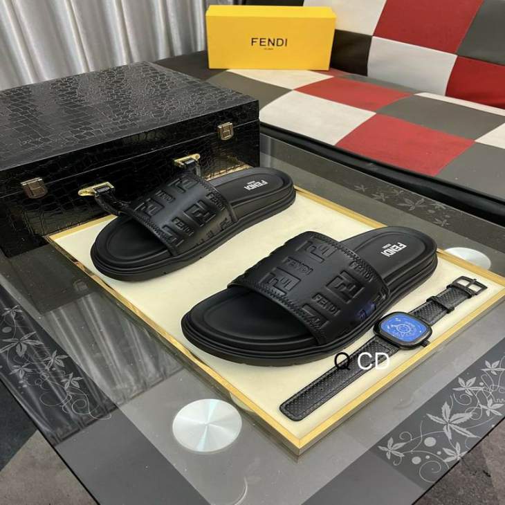 Picture of Fendi Slippers _SKUFendisz38-45CD06052706